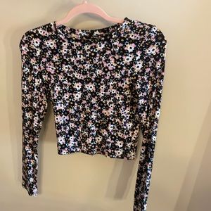 NWT XS cropped long sleeve
